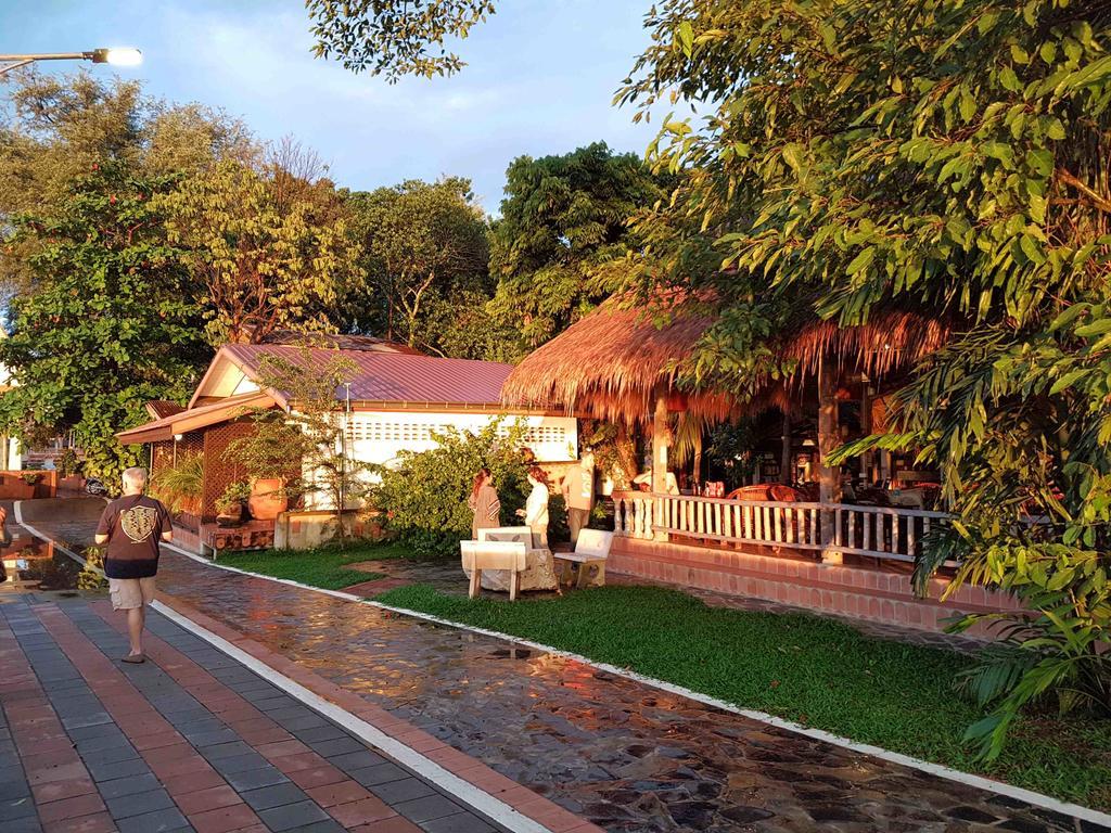Mut Mee Garden Guest House Nong Khai Exterior foto